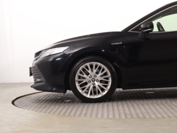 Toyota Camry IX Sedan 2.5 Hybrid Dynamic Force 218KM 2020 Toyota Camry 2.5 Hybrid, Salon Polska, Serwis ASO, zdjęcie 14