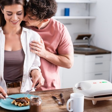 ВАФЕЛЬНИЦА ELDOM ST10W ПРОЧНЫЕ ДВЕ ВАФЛИ