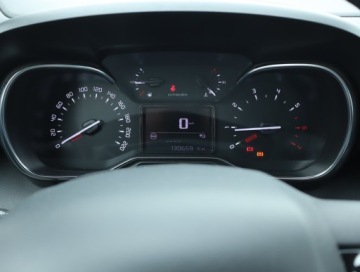 Citroen C3 Aircross  I Crossover 1.6 BlueHDI 120KM 2018 Citroen C3 Aircross 1.6 BlueHDi, Salon Polska, zdjęcie 10