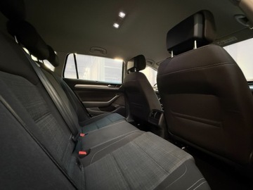 Volkswagen Passat B8 Variant 2.0 TDI BlueMotion SCR 190KM 2019 Volkswagen Passat Volkswagen Passat, zdjęcie 20
