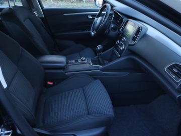 Renault Talisman Kombi 1.6 Energy dCi 130KM 2016 Renault Talisman 1.6 dCi, Navi, Klima, zdjęcie 8