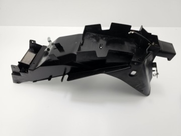 Suzuki Bandit GSF 600 95-99 крепление наливной пластины крыла