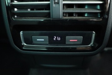 Volkswagen Passat B8 Limousine 1.8 TSI BlueMotion Technology 180KM 2017 VW Passat 1.8 TSI, Salon Polska, Automat, Skóra, zdjęcie 14