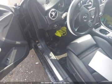 Mercedes CLA C118/X118 2019 Mercedes-Benz CLA 2019r, 250, 4matic, 2.0L 2.0 Benzyna 208KM, zdjęcie 8