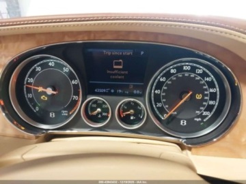 Bentley Continental II 2015 Bentley Flying Spur V8 2015 4.0 Benzyna 500KM, zdjęcie 10