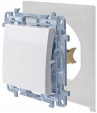 SIMON 10 Заглушка для одинарной розетки RJ, белая