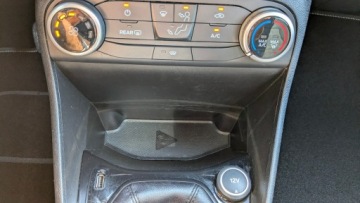 Ford Fiesta VIII Hatchback 3d 1.0 EcoBoost 100KM 2019 Ford Fiesta 1.0i 100PS OPŁACONY Bezwypadkowy, zdjęcie 26