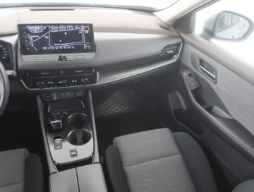 Nissan X-Trail IV 1.5 VC-T e-POWER 204KM 2023 Nissan X-Trail 1.5 VC-T e-Power, Automat, VAT 23%, zdjęcie 7