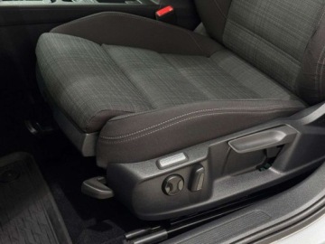 Volkswagen Passat B8 Variant Facelifting 2.0 TDI SCR 150KM 2020 Volkswagen Passat EVO Business Kamera cofania Asystent parkowania ACC, zdjęcie 9