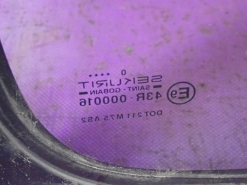 BERLINGO I PARTNER 96-12 SKLO (OKNO) DVEŘE POSUVNÝCH PRAVÝCH PRAVÝ ZADNÍ ZVEDANÁ