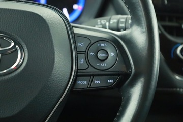 Toyota Corolla XII TS Kombi 1.8 Hybrid 122KM 2019 Toyota Corolla 1.8 Hybrid, Salon Polska, zdjęcie 13