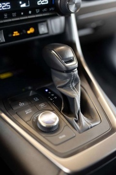 Toyota RAV4 V SUV Plug-In Facelifting 2.5 Hybrid Dynamic Force 306KM 2024 Toyota RAV4 2.5 Plug-In Hybrid GR Sport 4x4 2.5 Hybryda 306KM, zdjęcie 13