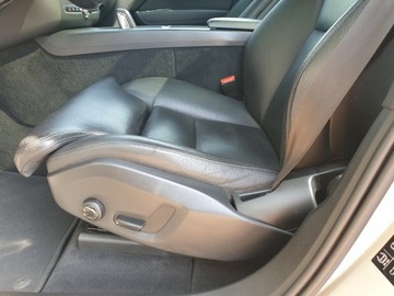 Volvo XC60 II 2019 VOLVO XC60 MR2020 4x4 AUT, PANORAMA, virtual cockpit, sport fotel, KAMERA, zdjęcie 18