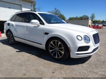 Bentley Bentayga 2019 Bentley Bentayga V8 2019 4.0 Benzyna 542KM, zdjęcie 6