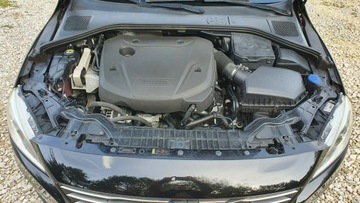 Volvo S60 II Sedan Facelifting 2.0 D3 DRIVE-E 150KM 2015 Volvo S60 2.0 D3 150KM # Momentum # NAVI # Automat, zdjęcie 31