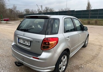 Suzuki SX4 I Sedan 1.6 VVT 120KM 2010 Suzuki SX4 Suzuki SX4 1.6 Benzyna 120KM, zdjęcie 10