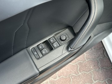 Cupra Formentor Crossover 1.5 TSI 150KM 2023 Cupra Formentor 1.5 TSI DSG 150KM Oświetlenie Ambi, zdjęcie 31
