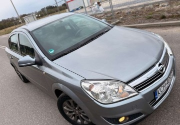 Opel Astra H Sedan 1.6 ECOTEC 115KM 2010 Opel Astra LIFT SEDAN 1.6i 115ps Tylko164TysPrzebiegu SerwisASO 1Wlascicie, zdjęcie 11