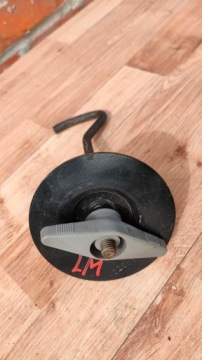 JEEP GRAND CHEROKEE WJ 99-04 КРЕПЛЕНИЕ ЗАПАСНОГО КОЛЕСА