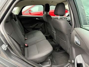 Ford Focus III Hatchback 5d facelifting 1.0 EcoBoost 125KM 2015 Ford Focus 1.0 EcoBoost Klima Salon PL 2015, zdjęcie 19