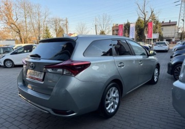 Toyota Auris II Touring Sports Facelifting 1.8 Hybrid 136KM 2018 Toyota Auris salon Polska, Gwarancja 1.8 Hybryda 136KM, zdjęcie 29