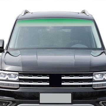 Керамическая пленка для тонировки стекол автомобиля ультрафиолетом.