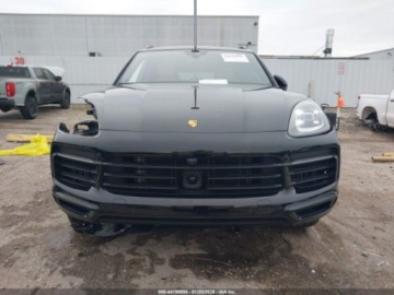 Porsche Cayenne III 2022 Porsche Cayenne Platinum Edition 2022 3.0 Benzyna 335KM, zdjęcie 8
