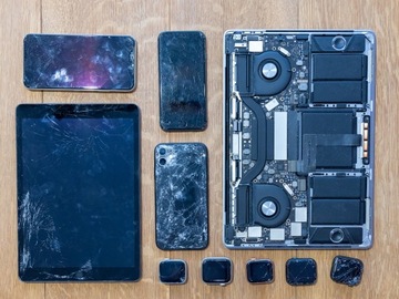 iPhone SE 2-го поколения (2020 г.) Замена устройства в авторизованном сервисе Apple