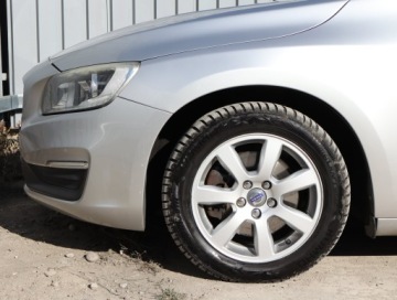 Volvo V60 I Kombi Facelifting 1.6 D2 115KM 2014 Volvo V60 D2, Navi, Klima, Klimatronic, Tempomat, zdjęcie 14