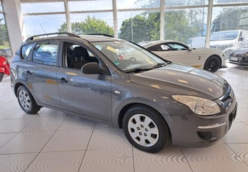 Hyundai i30 I CW 1.6 CRDi 90KM 2008 Hyundai i30 1,6 CRDi CW Kombi 1.6 Diesel 90KM, zdjęcie 4