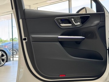 Mercedes GLC C254/X254 Coupe 2.0 200 204KM 2024 Mercedes-Benz GLC 200 GLC 200 4-Matic, 1 właścicie, zdjęcie 10