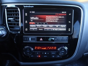 Mitsubishi Outlander III SUV Facelifting 2017 2.0 150KM 2018 Mitsubishi Outlander 2.0, Salon Polska, zdjęcie 11