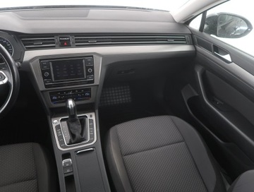 Volkswagen Passat B8 Variant Facelifting 2.0 TDI SCR 150KM 2020 VW Passat 2.0 TDI, Salon Polska, 1. Właściciel, zdjęcie 7