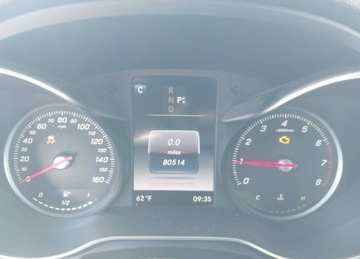 Mercedes Klasa C W205 Limuzyna 300 245KM 2018 Mercedes-Benz Klasa C 2018r., C 300, 2L, od ubezpieczalni 2.0 Benzyna 244KM, zdjęcie 9