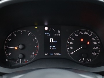 Toyota Yaris IV Hatchback 1.5 Dynamic Force 125KM 2022 Toyota Yaris 1.5 VVT-i, Salon Polska, zdjęcie 10