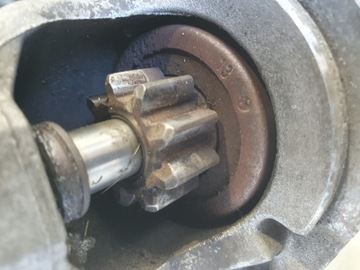 BMW E87 E90 2.0 D STARTÉR 0001115046 BOSCH