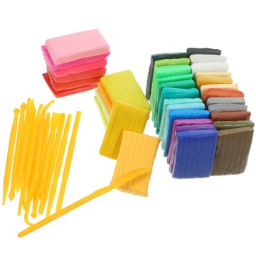 1 набор пластилина для подростков.