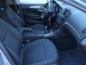 Opel Insignia I Sports Tourer 1.8 Twinport ECOTEC 140KM 2010 Opel Insignia 1.8, Navi, Xenon, Klima, zdjęcie 8