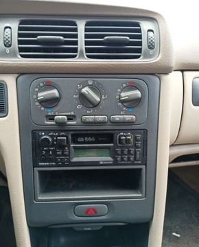 Volvo V70 I 2.4 i 20V 170KM 1999 Volvo V70 Volvo V70 2.4 Benzyna 170KM, zdjęcie 9