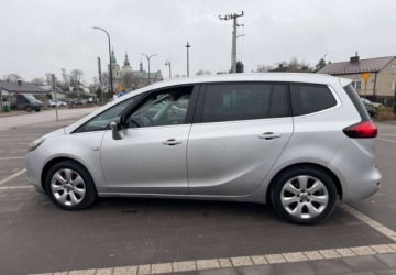 Opel Zafira C Tourer 1.4 Turbo ECOTEC 140KM 2012 Opel Zafira Opel Zafira Tourer 1.4 Turbo Business Innovation 1.4 Benzyna, zdjęcie 26