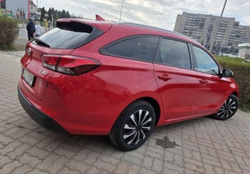 Hyundai i30 III Wagon 1.6 CRDI 115KM 2019 Hyundai i30 Wzorowy Navi - Klimatronik - Kamera - Zarejestrowany, zdjęcie 30