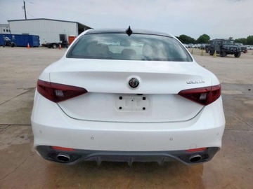 Alfa Romeo Giulia II 2018 Alfa Romeo Giulia Ti 2018 2.0l 2.0 Benzyna 280KM, zdjęcie 2