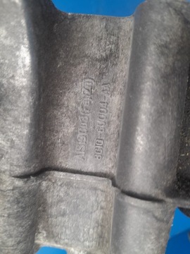 FORD OE 8C1Q-6U004-AA