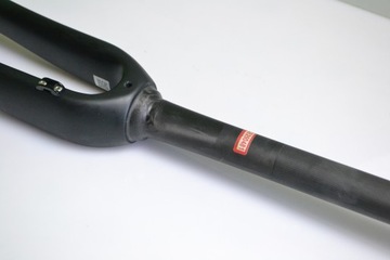 Дорожная вилка Roubaix Zertz Carbon Tarcz /X242/
