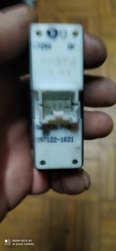 897122-1021 PŘEPÍNAČ SKEL ZADNÍ OPEL FRONTERA