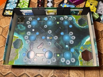 Цветная вставка «Подводные города + Новые открытия»