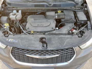 Chrysler Pacifica II 2023 Chrysler Pacifica Touring L, 2023r., 3.6L 3.6 Benzyna 287KM, zdjęcie 11