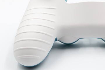 CASE ETUI TWARDA OSŁONA pada PS4 BumbleBee JDM-001