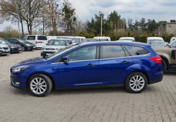 Ford Focus III Kombi Facelifting 1.0 EcoBoost 125KM 2016 Ford Focus SW swiezo sprowadzone, zarejestrowane Benzyna 125KM, zdjęcie 2