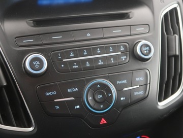 Ford Focus III Kombi Facelifting 1.6 Ti-VCT 105KM 2015 Ford Focus 1.6 i, Salon Polska, Serwis ASO, Klima, zdjęcie 12